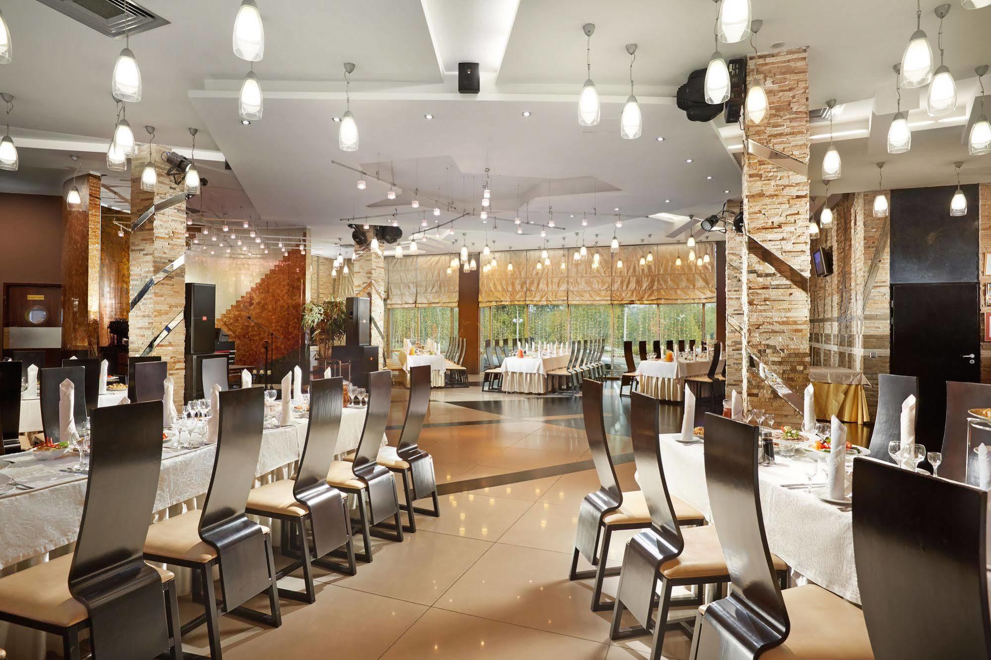 Victoria Hotel & Business Centre Minsk Eksteriør bilde