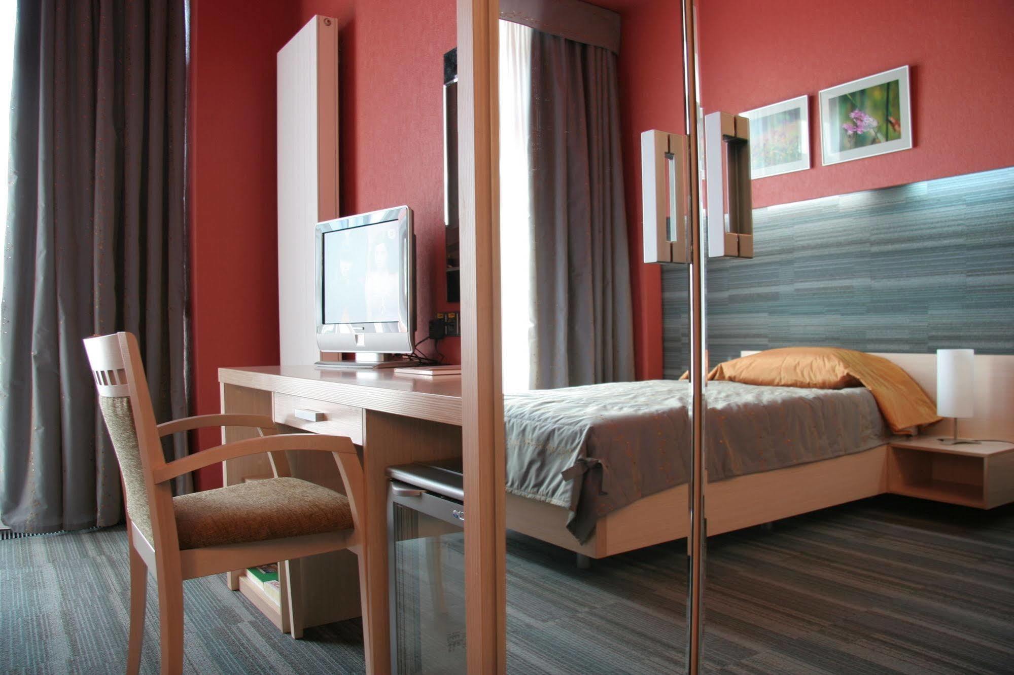 Victoria Hotel & Business Centre Minsk Eksteriør bilde