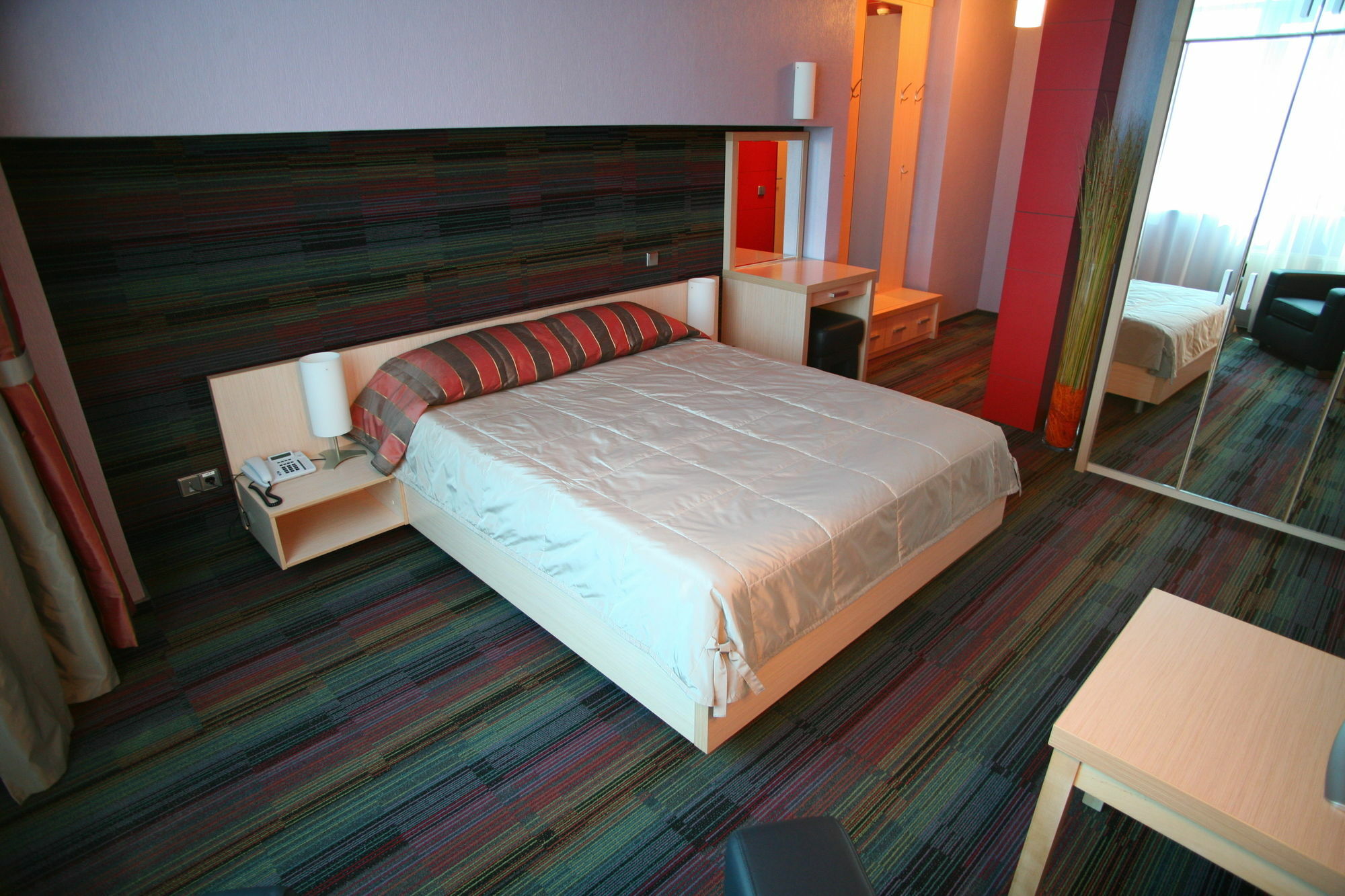 Victoria Hotel & Business Centre Minsk Eksteriør bilde